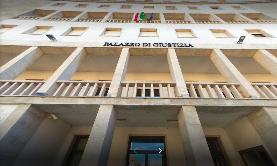LA RIFORMA DELL'EQUO COMPENSO - L'ACCESSO ALLA PROFESSIONE FORENSE DALLA LEGGE PROFESSIONALE N. 247/2012 AD OGGI - PATTO DI QUOTA LITE